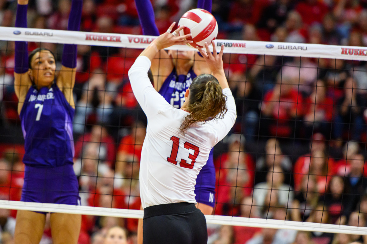 11_Merritt Beason_VB vs Northwestern 1106